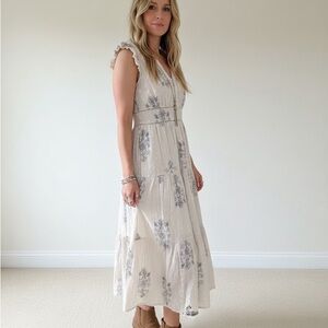 Lucky Brand Cream & Blue Block Print Ruffle Sleeve V Neck Maxi Dress || XL